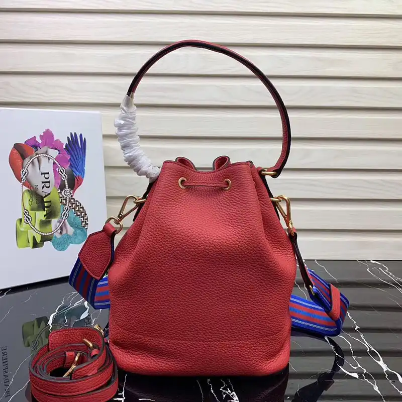 Pra*a bags 1907bp0008