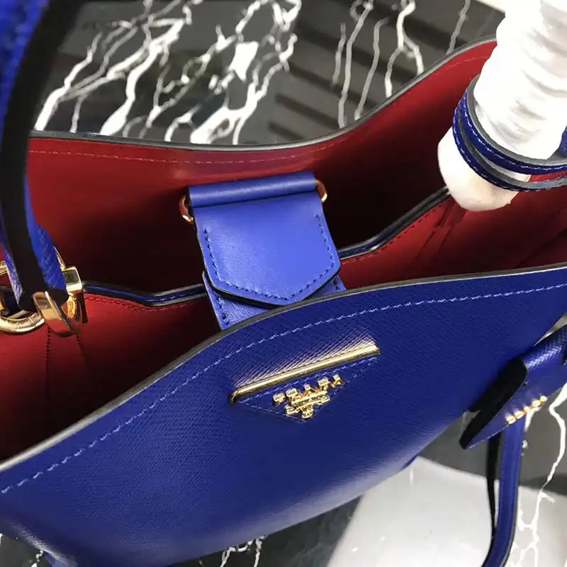 Pra*a bags 1907bp0028