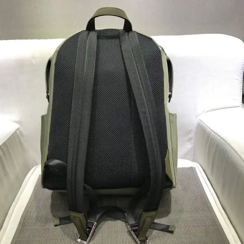 F**di bags 1917m0056