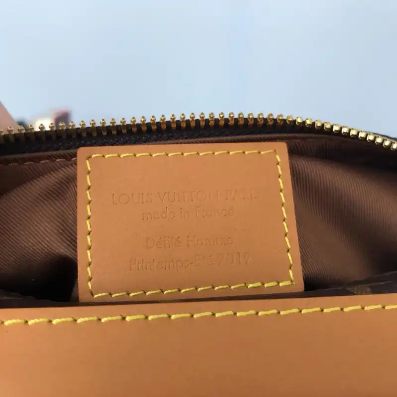 LV Bags 19B570296