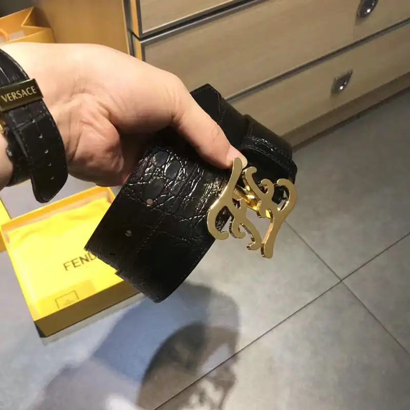 F**di s belte 19xf0050