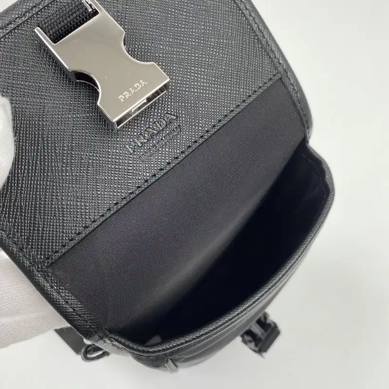 Pra*a bags 206b570130