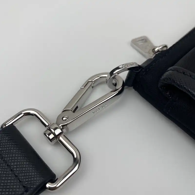 Pra*a bags 208b570116