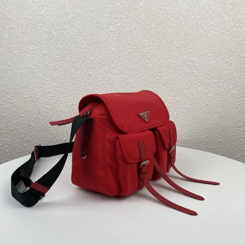 Pra*a bags 208b570121