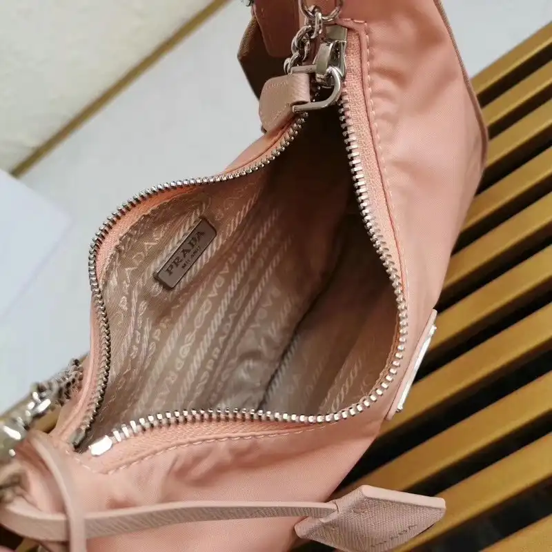 Pra*a bags 20dj570097