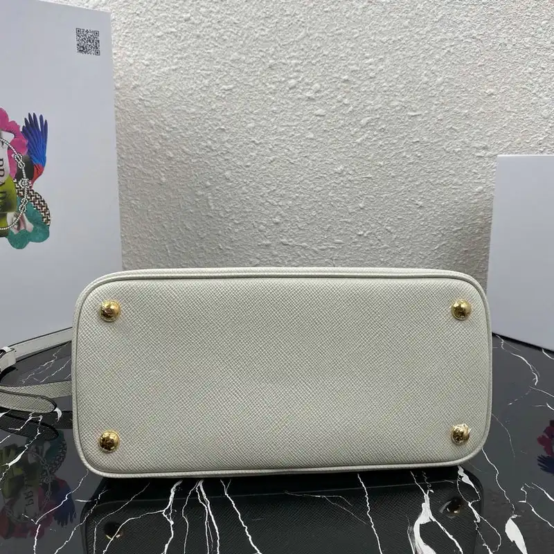 Pra*a bags 205fy0167