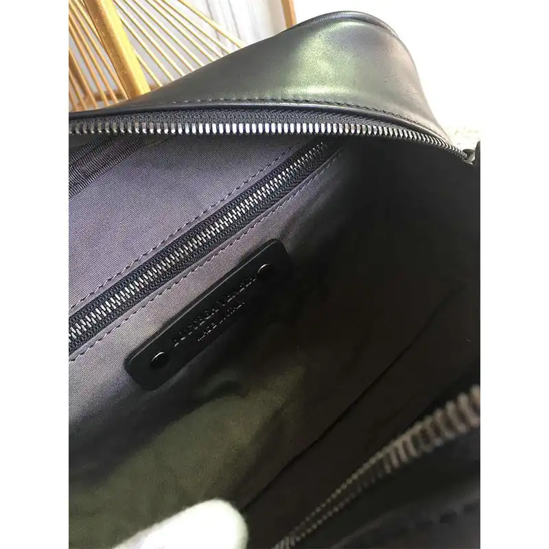 bo*te*ga Ve*ne*ta bag 2108sf0187