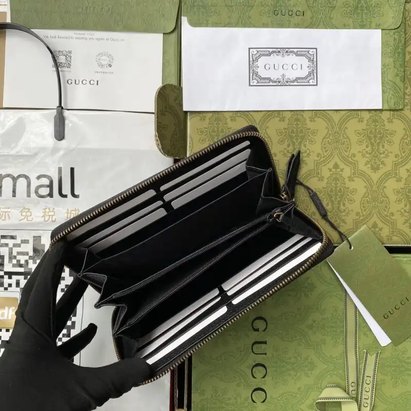 G*u*i s bags 2108ya0091