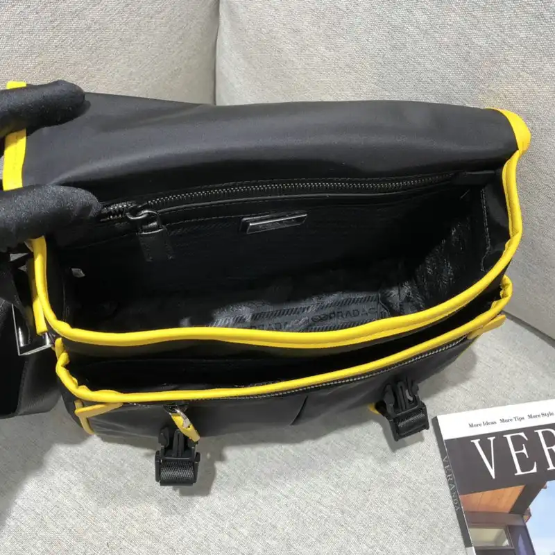 Pra*a s bags 2110yz0024