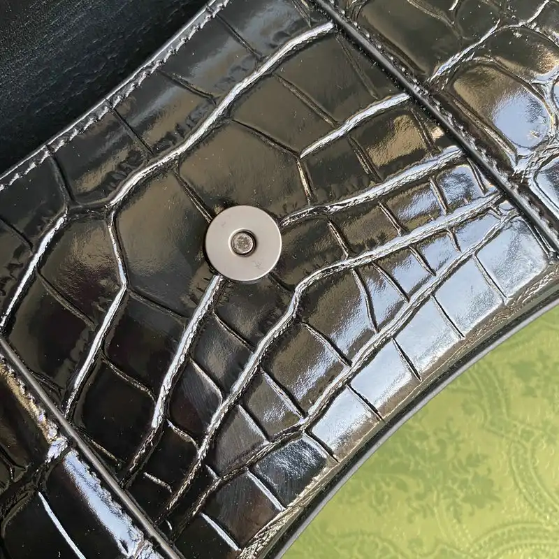 G*u*i bag 2112ya0070