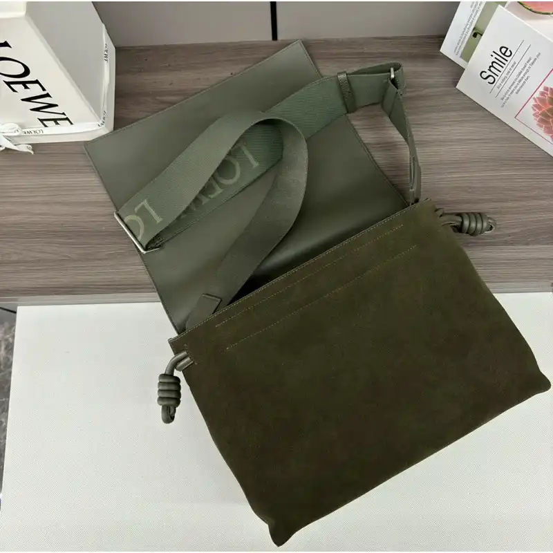 L0ew* bags 2410ya0152