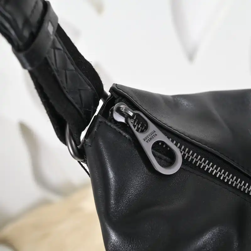 bo*te*ga Ve*ne*ta bags 2411ya0051