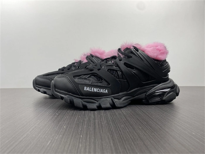 Modern BLCG Track Fake Fur Black Pink  668555 W3CQ6 4431