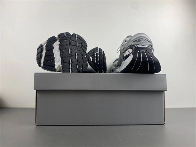 Ba*len*cia*ga  803681-w3st4- practical 4295