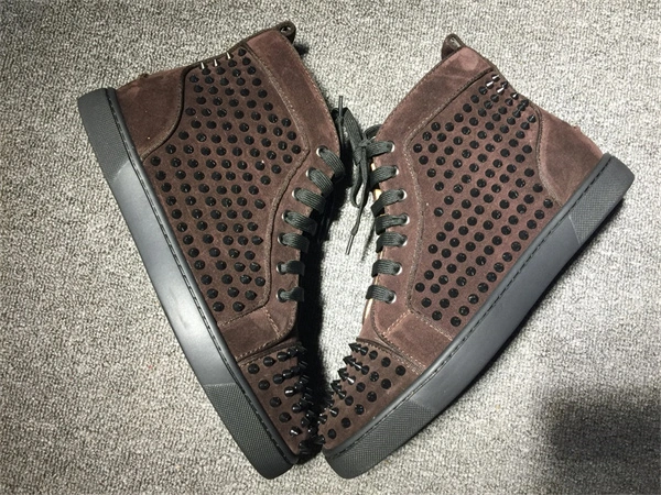 practical Ch**an louboutin 2696