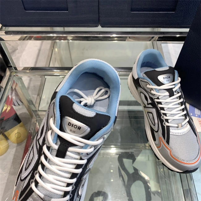 stylish D*or 30 dr 1020