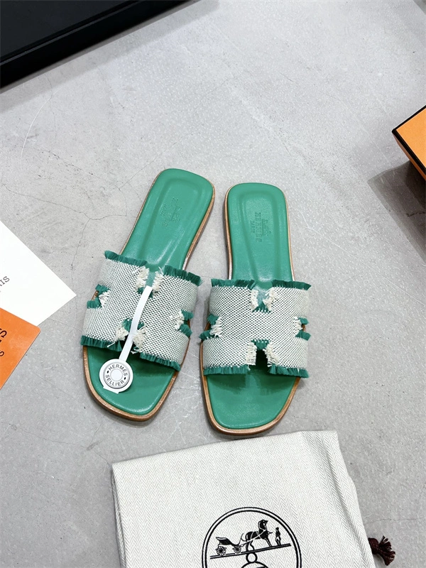 Premium H Slipper 2373