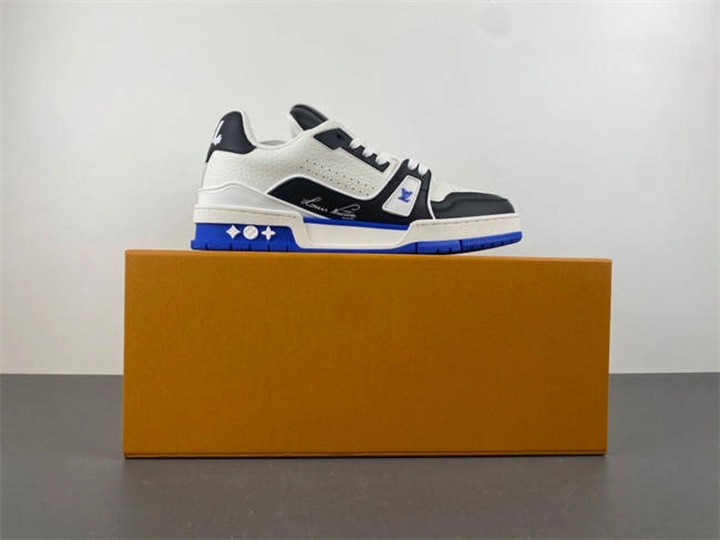 sunprotective l0*is V*t0n lv trainer 1649