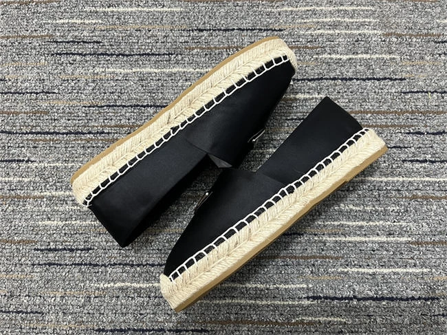 durable Pra*a leather sneaker 3315